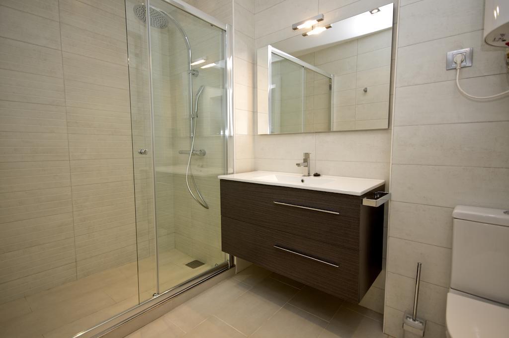Inmosantos Oasis E3 Apartment Roses Bilik gambar